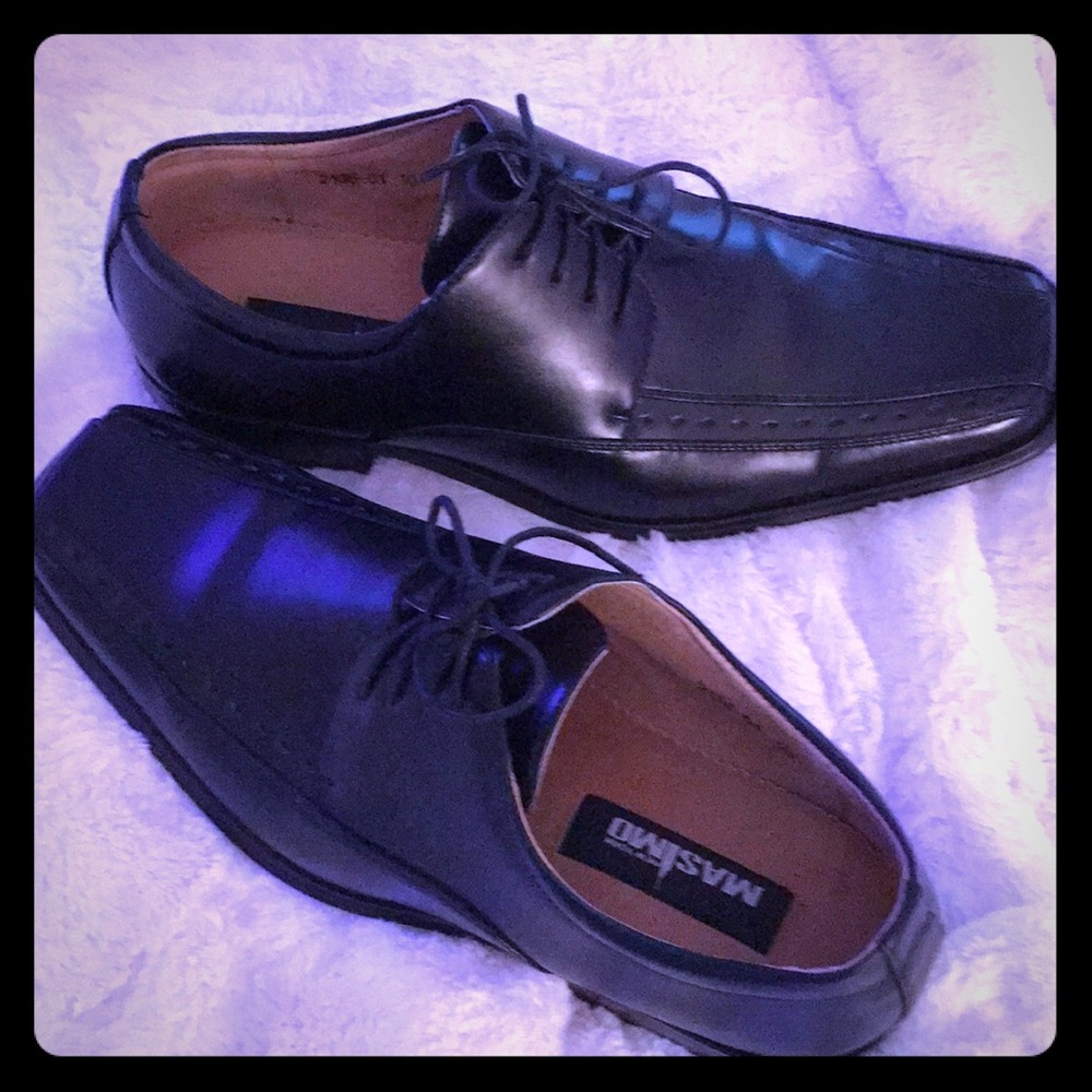 Men’s Shoes